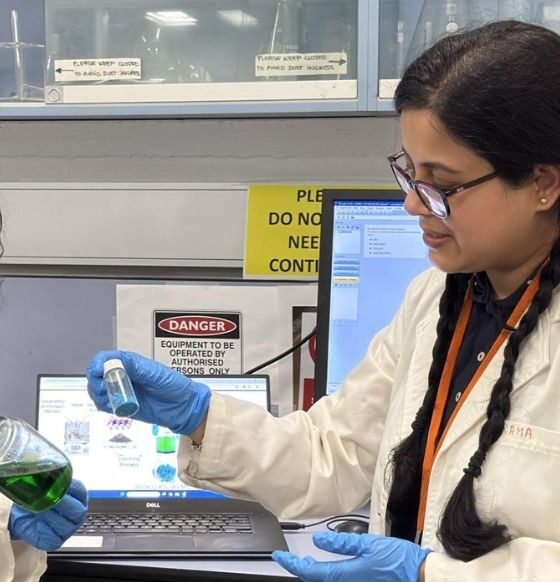 Parisa Biniaz (left), PhD student and co-author, with Dr Parama Banerjee (right), principal supervisor and project lead.