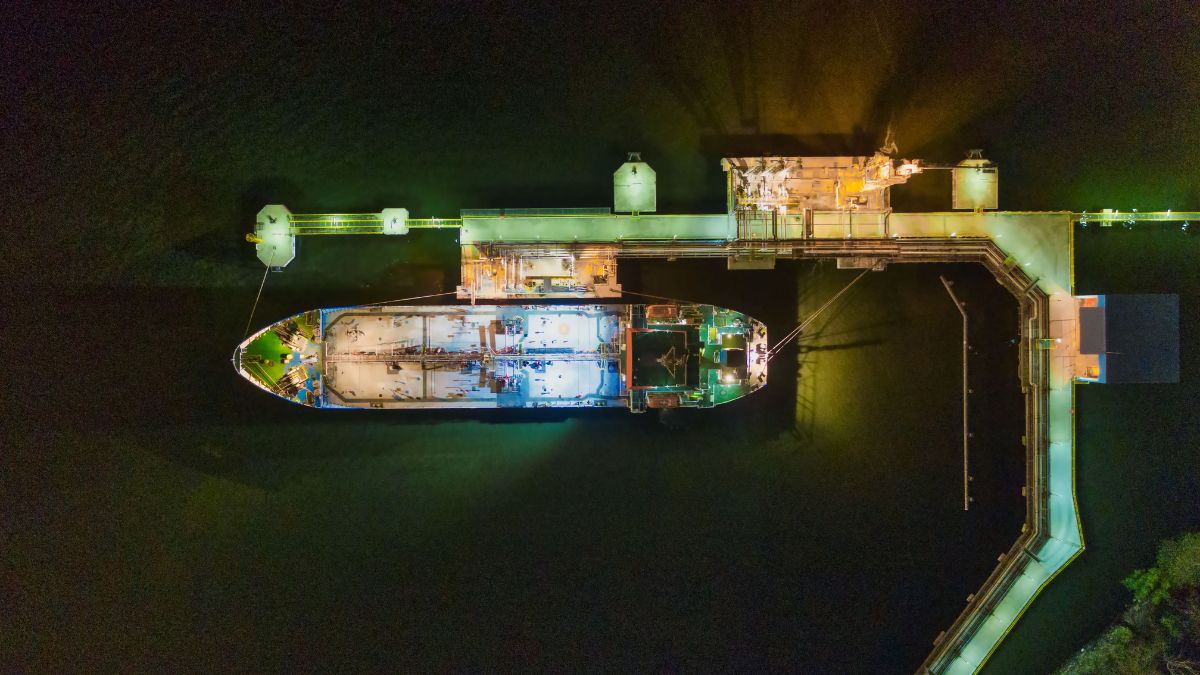 Japan US LNG trade generated lifecycle emissions equal to about 17 coal plants in a year, according to a new analysis