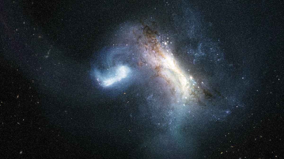 Artist’s concept of an ancient Milky Way merger with the LKH dwarf galaxy