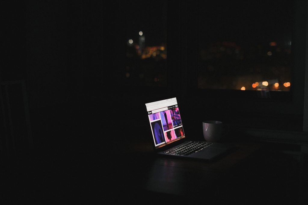 scrolling
anxiety
late-night
sleep
